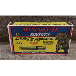 Win. Silver tip ammo box w/.32 Rem full