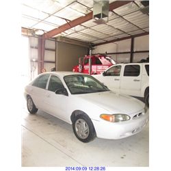 2001 - FORD ESCORT