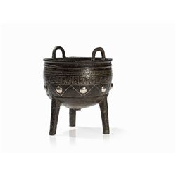 Bronze Vessel DING with Inlaid Silver Decoration, Shang Dynasty