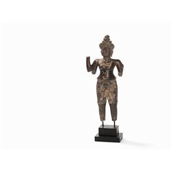 Sandstone Figure of Vishnu, Pre-Rup/Angkor-Vat Stil, 11/12th C.