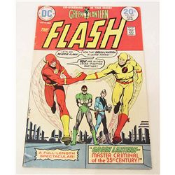 1974 THE FLASH #225 COMIC BOOK