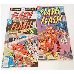 LOT OF 4 VINTAGE FLASH COMICS