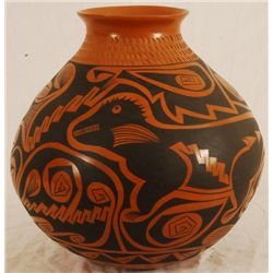 Large Mata Ortiz Pottery Vase
