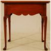 Image 5 : Pair of Queen Anne Style End Tables