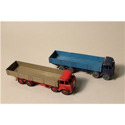 PAIR OF DINKY NO. 901 8-WHEELED WAGONS