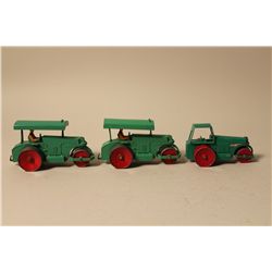 LOT OF 3 TRACTORS- DINKY NO. 251 AVELING BARFORD DIESEL ROLLER (X2) AND MATCHBOX REGULAR WHEELS NO.