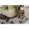 Image 3 : STAR WARS, "JABBA THE HUT" SIDESHOW COLLECTIBLES INCL. JABBA'S THRONE ENVIRONMENT, SCUM AND