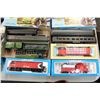 Image 2 : LOT OF 6 TRAINS, ATHEARN, BACHMANN AND LIFE-LIKE WITH ORIGINAL PACKAGING