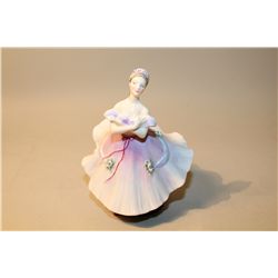 ROYAL DOULTON HN2116 THE BALLERINA