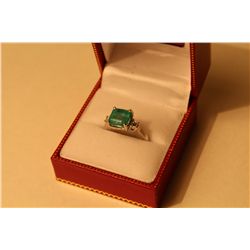 LADIES 14KT WHITE GOLD NATURAL EMERALD AND DIAMOND SET DRESS RING SET WITH  1 SQUARE STEP CUT