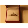 Image 1 : 14KT WHITE GOLD DIAMOND SET ENGAGEMENT/DRESS RING CLAW SET 22 SINGLE AND ROUND BRILLIANT CUT