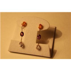 PAIR OF 14KT YELLOW GOLD NATURAL YELLOW, PURPLE AND WHITE SAPPHIRE DANGLING EARRINGS  BEZEL SET