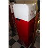 Image 3 : ORIGINAL MODEL 44 COKE MACHINE WITH EXTERIOR RACK, WORKING