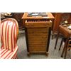 Image 1 : CUTLERY CHEST WITH CUTLERY