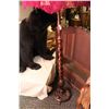 Image 2 : WICKER FLOOR LAMP