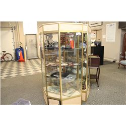 6 FOOT GLASS DISPLAY CASE