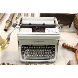 UNDERWOOD TYPEWRITER