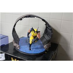 WOLVERINE STATUE DIORAMA, 1/6 SCALE DIAMOND EYE VARIANT, WITH ORIGINAL PACKAGING LIMITED TO 99