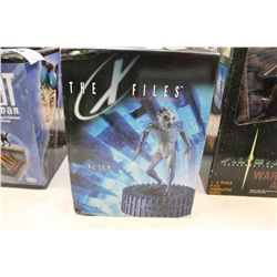 DARKHORSE COMICS, THE X-FILES ALIEN LIMITED EDITION SCULPTURE