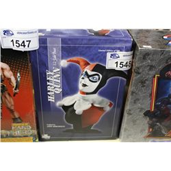 DC DIRECT, HARLEY QUINN 1:2 SCALE LIMITED EDITION BUST