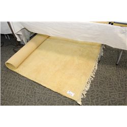 LARGE YELLOW/CREAM INDIA WOOL CARPET