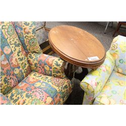 OAK OCCASIONAL OVAL TOP TABLE WITH CERAMIC CASTERS (NEEDS REPAIR)