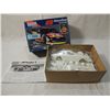 Image 3 : MONOGRAM 28 HAVOLINE MODEL CAR KIT
