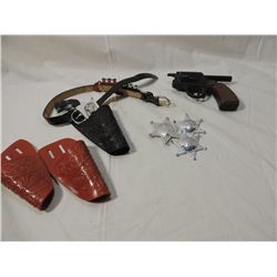 CAP GUN TOY GUN WITH ACCESSORIES