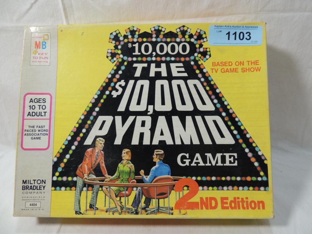 VINTAGE THE 10000 PYRAMID GAME 2ND EDITION