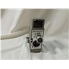 Image 8 : LOT 4 VINTAGE MOVIE CAMERAS & ACCESSORIES