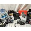 Image 3 : BOX LOT ASSORTED VINTAGE CAMERAS & ACCESSORIES