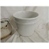 Image 6 : LOT 2 ANTIQUE CERAMIC POTS