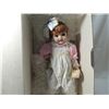 Image 4 : MARYSE NICOLE ORIGINALS PORCELAIN DOLL "KELSEY"