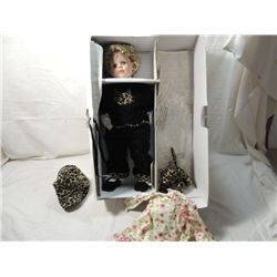 ARTISTA "CATS MEOW" DOLL