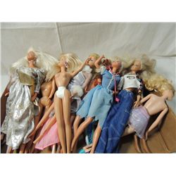 BOX LOT ASSORTED BARBIES