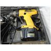 Image 2 : DEWALT 12.V CORDLESS ADJUSTABLE CLUTCH DRIVER DRIL