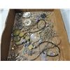 Image 2 : BOX LOT ASSORTED NECKLACES