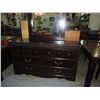Image 2 : MODERN DRESSER AND MIRROR
