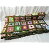 Image 1 : VINTAGE CROCHET PATCHWORK QUILT