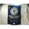 Image 1 : NEW YORK YANKEES FELT BANNER