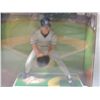 Image 2 : 1999 STARTING LINEUP DEREK JETER ACTION FIGURE