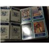 Image 2 : DON MATTINGLY BOOK OF CARDS ALBUM