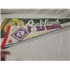 Image 3 : LOT 4 VARIOUS BASEBALL PENNANTS.