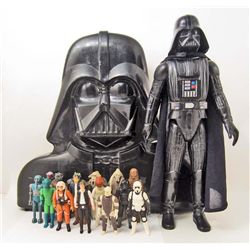 VINTAGE 1978 DARTH VADER CASE WITH 15 FIGURES AND 12" VADER