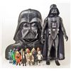 Image 1 : VINTAGE 1978 DARTH VADER CASE WITH 15 FIGURES AND 12" VADER