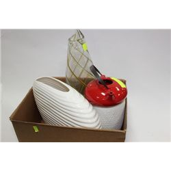 BOX OF SHOWHOME VASES