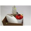 Image 1 : BOX OF SHOWHOME VASES