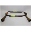 Image 1 : PAIR OF VINTAGE WOOD TOOLS