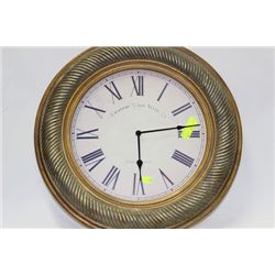 SHOWHOME WALL CLOCK