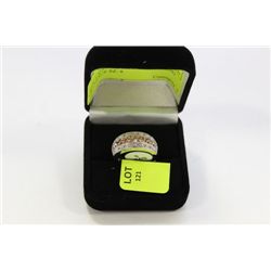 NEW LADIES HIGH FASHION RING ON CHOICE SZ: 9